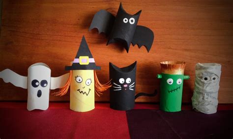 Trabalhos Manuais Halloween Com Rolos De Papel Higiénico - Halloween craft for kids. Monsters with toilet paper rolls