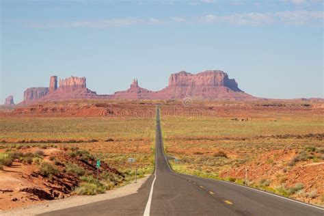 View To The Monument Valley From Forest Gump Point At 13 Mile Of 163