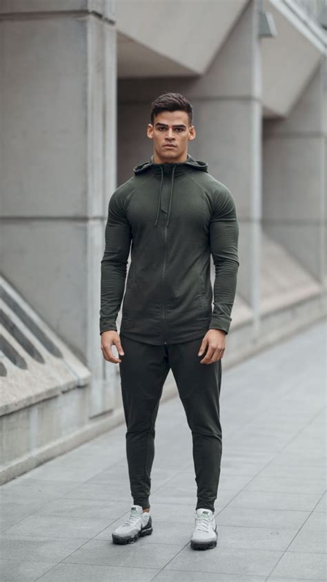 46 Awesome Sporty Mens Activewear Ideas To Wear Everyday Gym Outfit Men