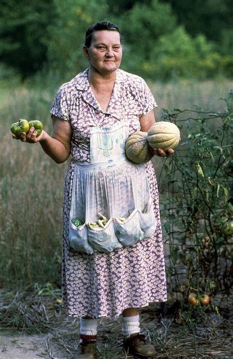 Wonderful Photo Of An Indiana Farmers Wife Farm Women Farmer Wife