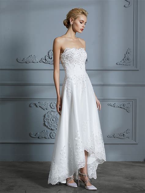 Https://tommynaija.com/wedding/a Line Sweetheart Sleeveless Lace Tulle Beading Wedding Dress