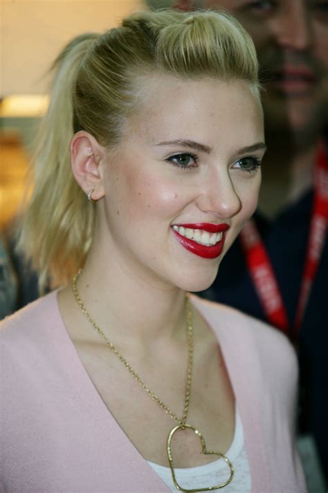 Welcome to scarlett johansson fan, your online resource dedicated to the two time oscar nominated actress scarlett johansson. Scarlett Johansson - Wikiwand
