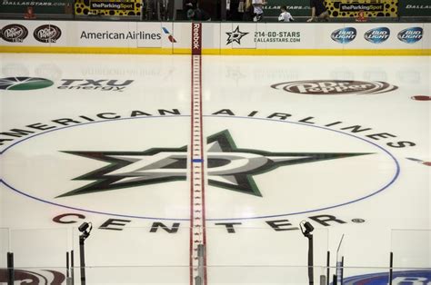 Crowdcam Hot Shot A View Of The Ice With The New Dallas Stars Logo