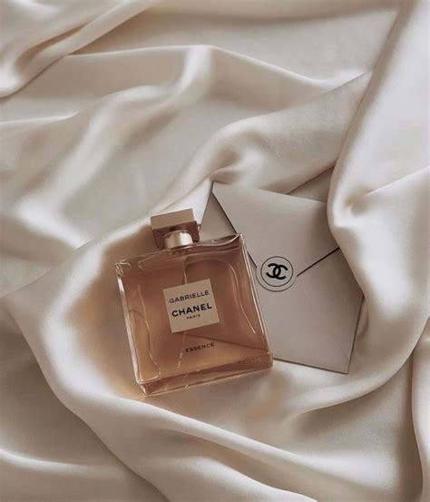 Chanel princess aesthetic perfume inspiration | Beige aesthetic, Cream aesthetic, Brown aesthetic