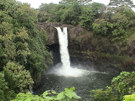Waterfall On Kona Hawaii Places To Go Waterfall Outdoor