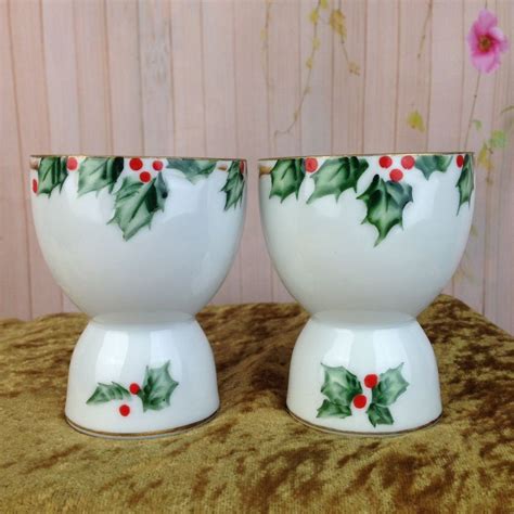 Lefton China Egg Cups Christmas Holiday Holly Berries Garland Mistletoe