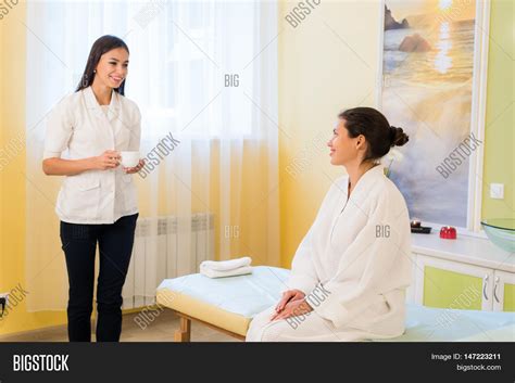 Woman Beautician Image And Photo Free Trial Bigstock