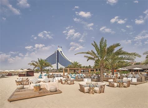 Jumeirah Beach Hotel Dubai Uae Trailfinders The Travel Experts