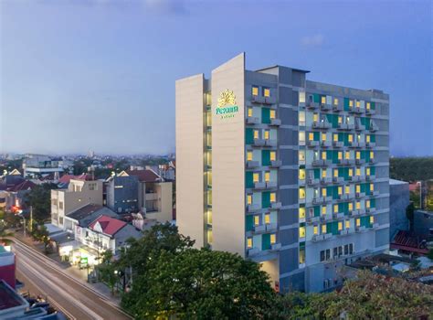 Pesonna Hotel Makassar 14 ̶2̶5̶ Updated 2021 Prices And Reviews