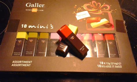 Wrestles with words: Review: Galler L'Etui 18 Mini Bâtons ...