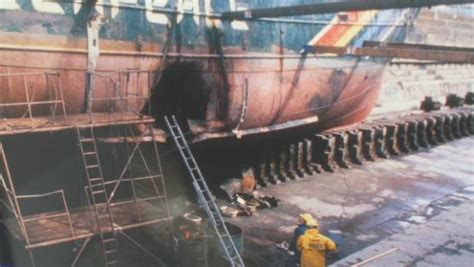20 Photographs Of The 1985 Sinking Of The Rainbow Warrior