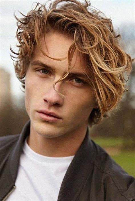 Https://tommynaija.com/hairstyle/cute Male Hairstyle Blond