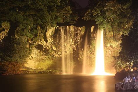 Night Beauty Of Cheonjiyeon Waterfall Koreabridge