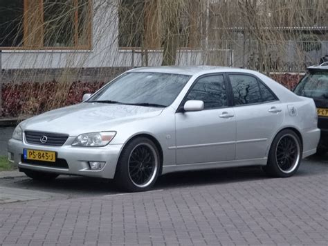 Browse millions of new & used listings now! 2000 Lexus IS 200 | Lexus introduced the first generation of… | Flickr