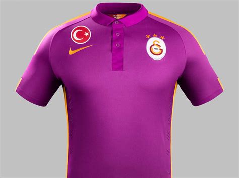 Galatasaray spor kulübü resmi facebook hesabı (official facebook page of galatasaray) Galatasaray 14-15 Trikots Veröffentlicht - Nur Fussball