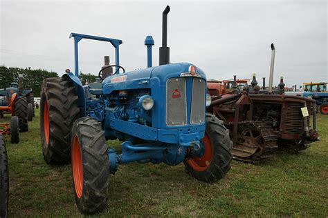 Fordson Super Major Roadless Ploughmaster Tractor Flickr