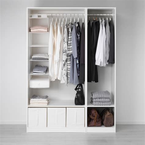 You can even add and remove parts such as shelves and drawers at a later. PAX wardrobe