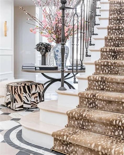 Pin By Courtney Bear Sistrunk On Stairways Staircase Design Decor