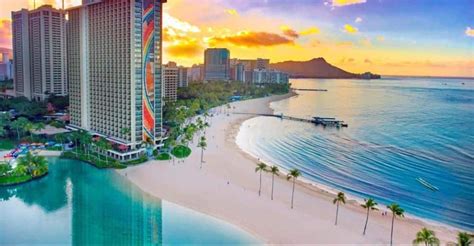Hilton Hawaiian Village Waikiki Rainbow Tower Lagoon 960 Neat Stays