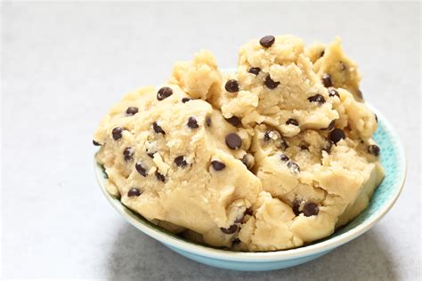Toll House Now Has Edible Cookie Dough By The Pint - Simplemost