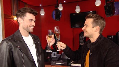 Reigning eurovision winner duncan laurence only recently released his debut ep 'worlds on fire' 2020. while there is no official date for the release at the time of writing, fans can still look forward to. Duncan Laurence heeft grootse plannen voor 2020 | RTL Nieuws