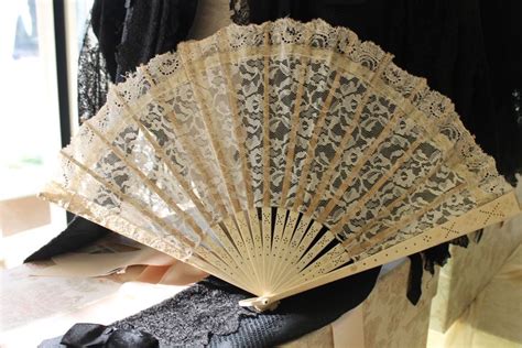 Victorian Ladies Antique Cream Lace Folding Hand Held Fan Etsy Uk