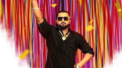 Yo Yo Honey Singh Allegedly Manhandled In The Middle Of A Performance In New Delhi Fir Lodged