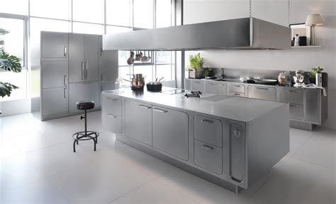 18 Beautiful Stainless Steel Kitchen Design Ideas