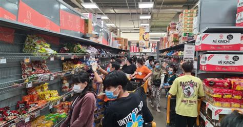 Chỉ thị 10 không có thời hạn thực hiện. TP Hồ Chí Minh: Những dịch vụ nào vẫn được hoạt động khi ...
