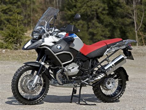 Today bmw motorrad has announced the r 1200 gs adventure version of the water boxer. 2010 BMW R1200GS Adventure "30 Years GS"