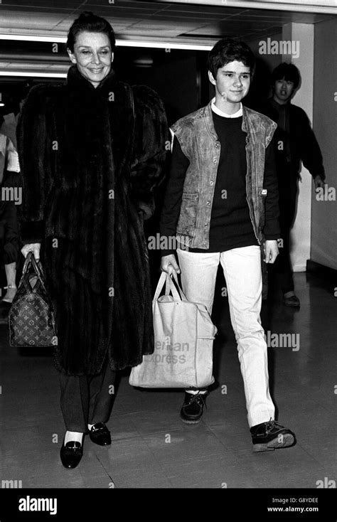 Audrey Hepburn And Her Son Luca Audrey Hepburn 55 And Her Son Luca Dotti 14 Arriving At