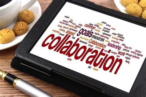 Collaboration Free Of Charge Creative Commons Tablet Image