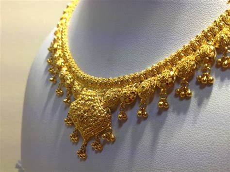 Pin By Arunachalam On Gold Gold Necklace Indian Bridal Jewelry Gold