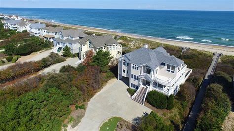 Holiday home is located in 4 km from the centre. Seas the Day I | Beach house style, Outer banks vacation ...