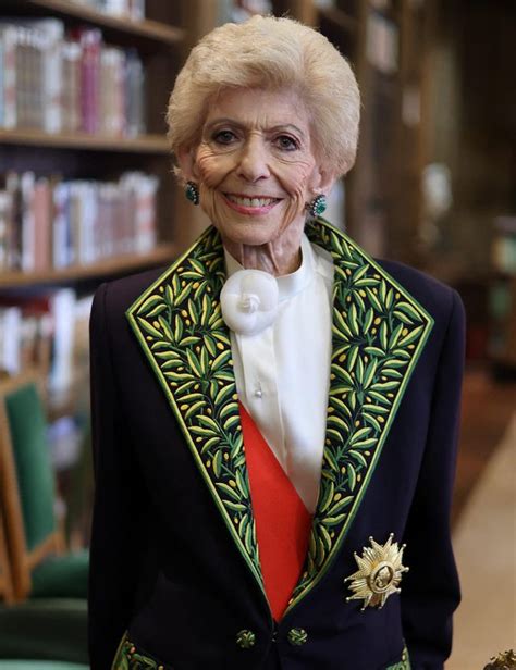 Mort d Hélène Carrère dEncausse première femme à la tête de lAcadémie française Elle