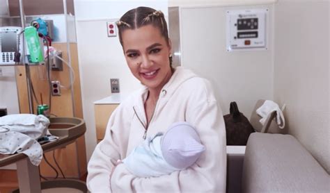 Khloé Kardashian Shares First Look At Her Son And His Birth