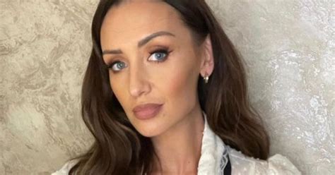 Corrie Beauty Catherine Tyldesley Strips Topless As She Hits Out At Trolls Flipboard