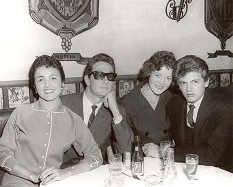 Buddy Holly With His Wife Maria Elena Out To Eat With Phil Everly And A