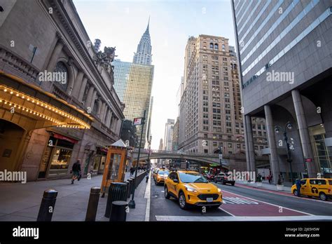 Early Morning On East 42nd Street In Midtown Manhattan New York City