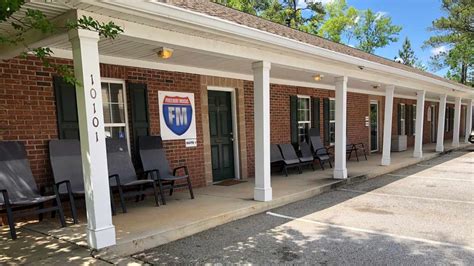 Fill in the gaps with the correct particle. Irmo - Freeway Music: The premier Columbia, SC studio for ...