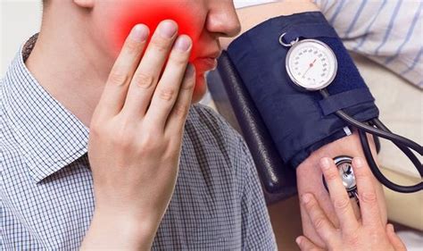 High Blood Pressure Symptoms The Warning Sign Of Hypertension In Your