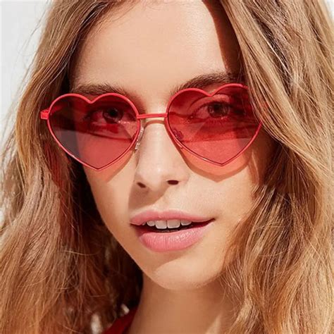 Heart Shaped Sunglasses Metal Women Brand Designer Fashion Love Clear Ocean Lenses Sun Glasses
