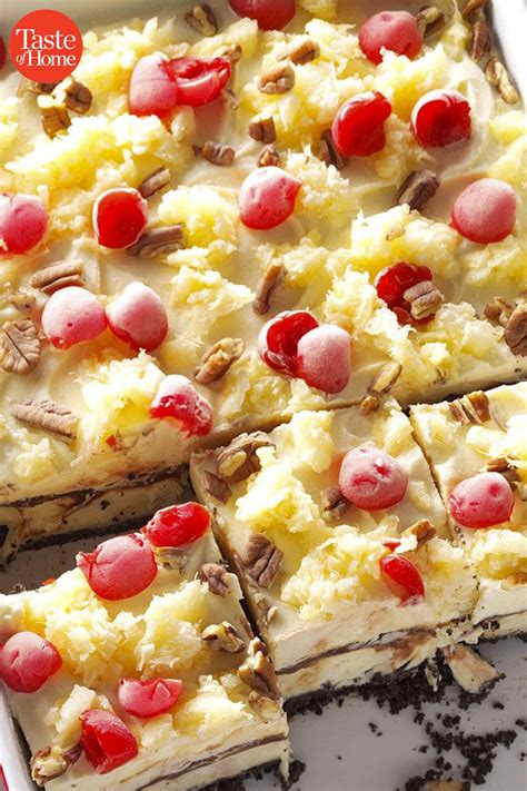 With spatula, lightly mix cool whip and dry pistachio pudding together. 113 Recipes That Start With Cool Whip | Dessert recipes ...