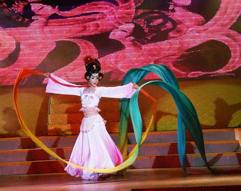 Chinese Dancer Photograph By Ilse Maria Gibson