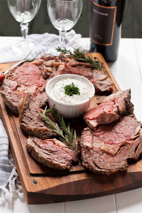 Sides to make with prime rib / prime rib, a succulent and special holiday splurge. This Garlic and Rosemary Prime Rib Recipe is surprisingly ...