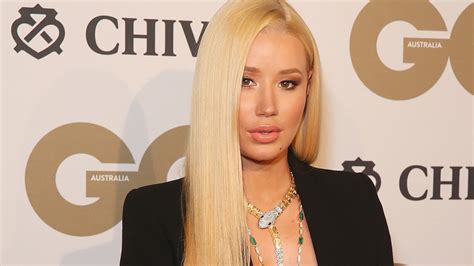 Iggy Azalea Says She Has The Best Vagina In The World Strips Down For Gq Youtube
