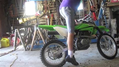 Max torque was 7.3 ft/lbs (9.9 nm) @ 8000 rpm. 2006 Kawasaki KLX 125 Walk Around - YouTube