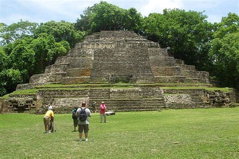 Mayan Ruins Belize Tours Explore Ruins In Belize