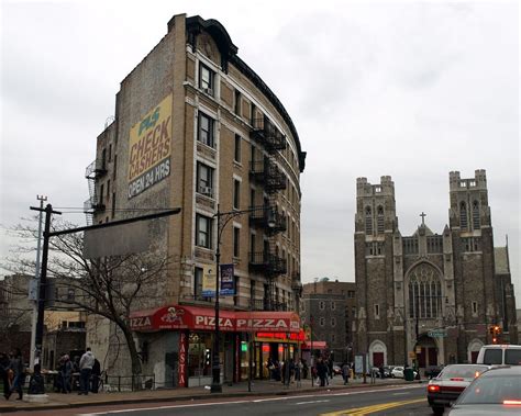 Intersection West Fordham Road And University Avenue Bronx New York