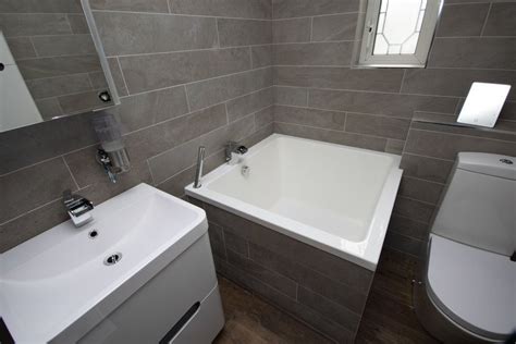 One of their most important characteristics is the fact that they have a deeper construction. Pin by Omnitub on www.omnitub.co.uk | Bathtubs for small ...